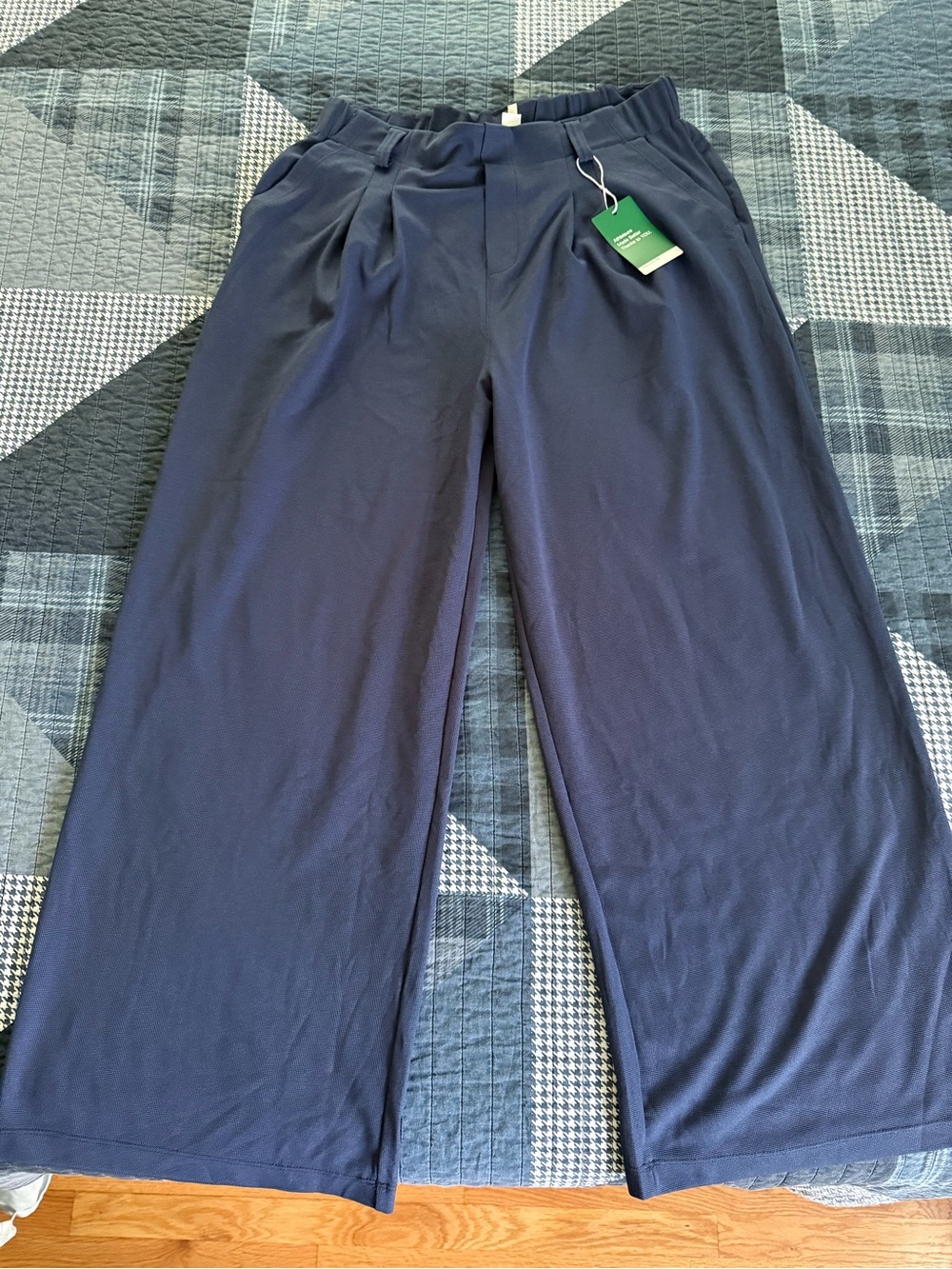 HALARA Navy Wide-Leg Knit Pants